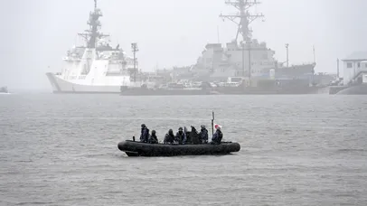 <span style='background-color: #00036d; color: #fff; ' class='highlight text-uppercase'>EXTERNE</span> China îndeamnă SUA, Marea Britanie și Australia să evite avansarea proiectului submarinelor NUCLEARE /Beijingul cere garanții strategice