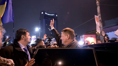 Iohannis a mers în Piața Universității. Blaga: Iohannis ESTE NOUL PREȘEDINTE, cu 54,39% din voturi. București, Iași și Focșani, primele orașe mari câștigate de candidatul ACL 