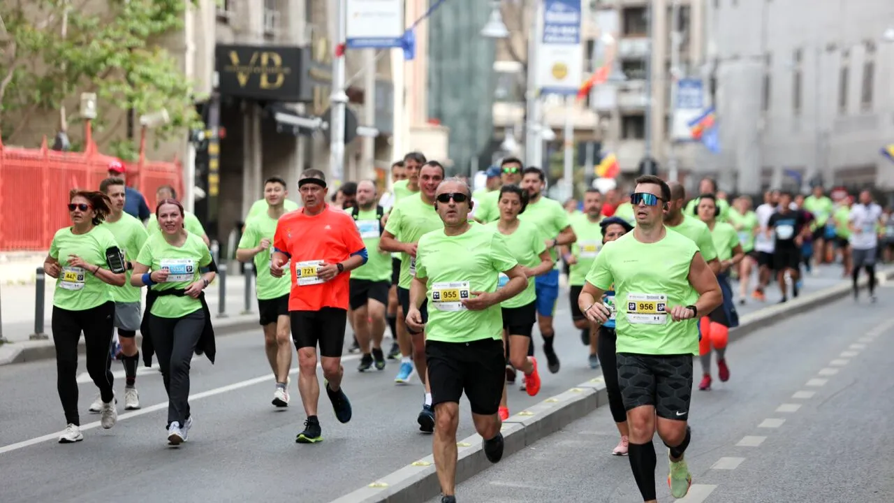 Semimaratonul Internațional București 2025 are loc în acest weekend. Ce străzi se închid și pe unde vor putea circula șoferii