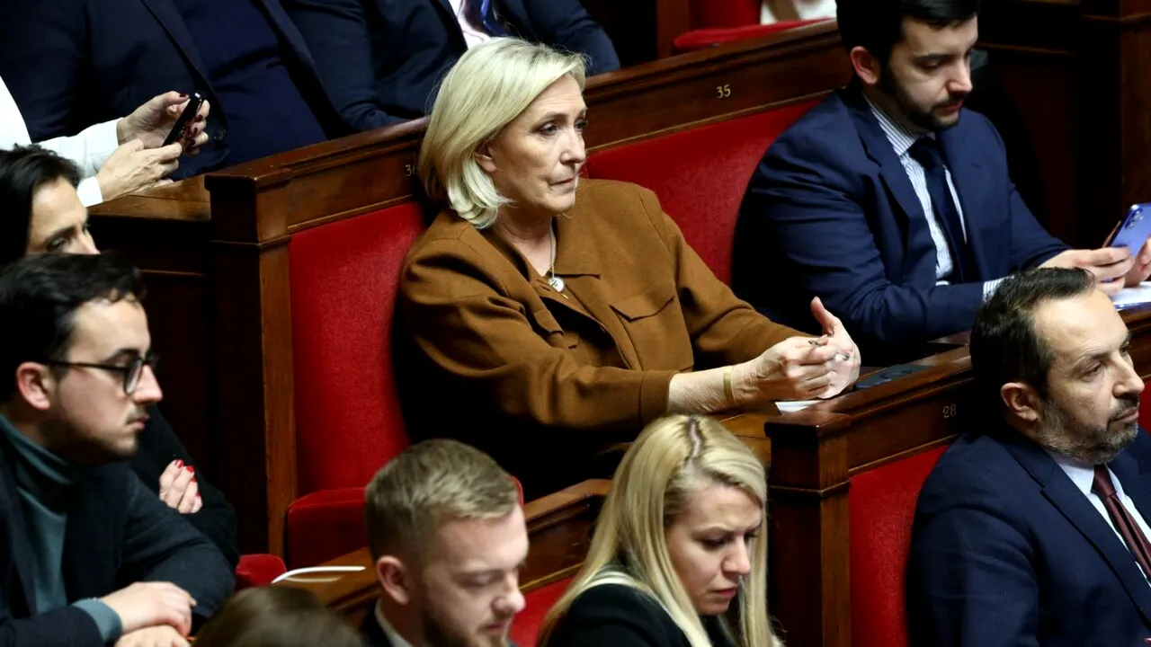 Partidul lui Marine Le Pen a obținut PREȘEDINȚIA grupului de prietenie Franța-Maroc din Parlamentul de la Paris