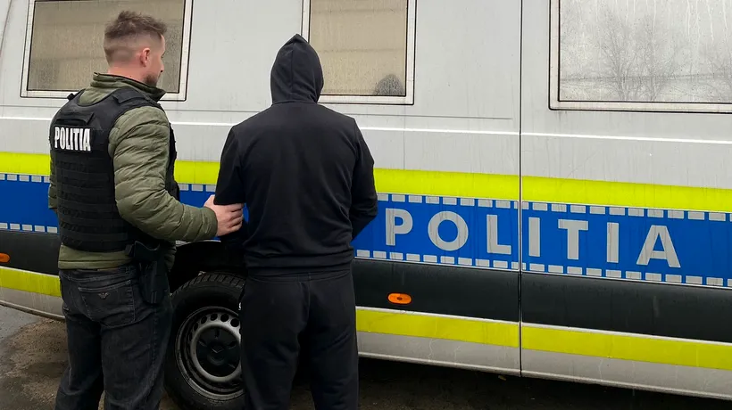 Român în vârstă de 26 de ani, dat în urmărire în Marea Britanie, PRINS de polițiștii din Dolj. Tânărul e acuzat că a omorât în bătaie un conațional