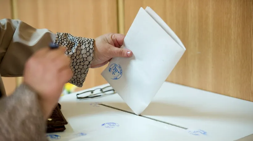 Cei 552 de „ilegaliști care organizează alegerile locale în România
