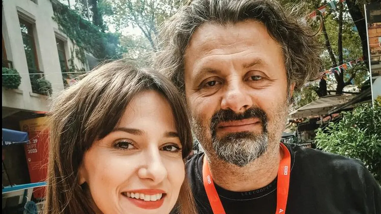 FOTO / Cum se descurcă Dana Rogoz și soțul ei cu cei doi copii. ”NU INTERVENIM să le rezolvam pentru ei”