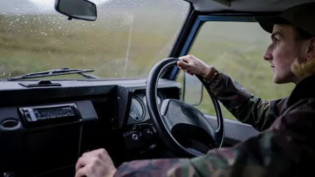 Range Rover de 183.000 de lire, considerat „imposibil de furat”, prădat de hoți în doar 15 minute, la două zile de la cumpărare. Cum a fost posibil