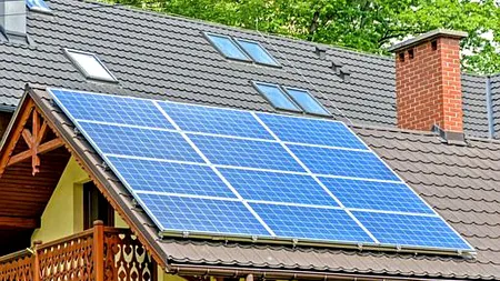 Ministerul Energiei, contracte pentru PANOURI SOLARE pentru primării, școli, mănăstiri
