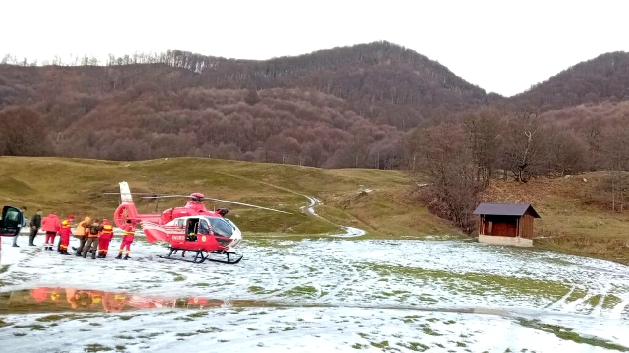 Salvamontiștii au intervenit în cazul unui bărbat atacat de un mistreț, într-o zonă greu accesibilă din judeţul Argeş. Victima era grav rănită