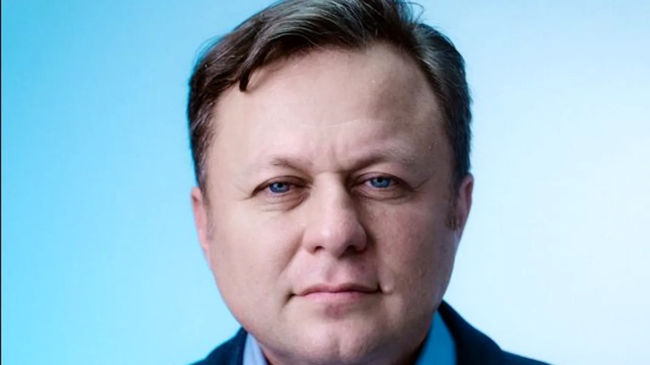 FOTO / Ce SALARIU a avut Dragoș Dolănescu ca deputat în Costa Rica. ”Am donat jumătate din această sumă”