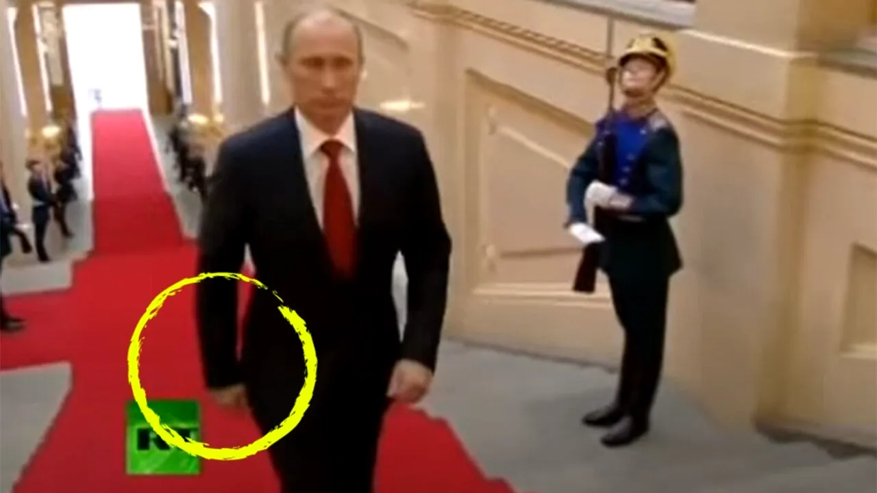 Motivul ireal pentru care Vladimir Putin merge mereu cu mâna dreapta lipită de corp