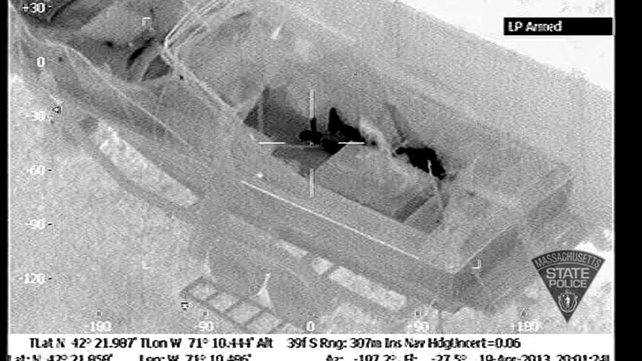 Arsenalul descoperit de polițiști asupra celor doi suspecți în cazul atentatelor din Boston