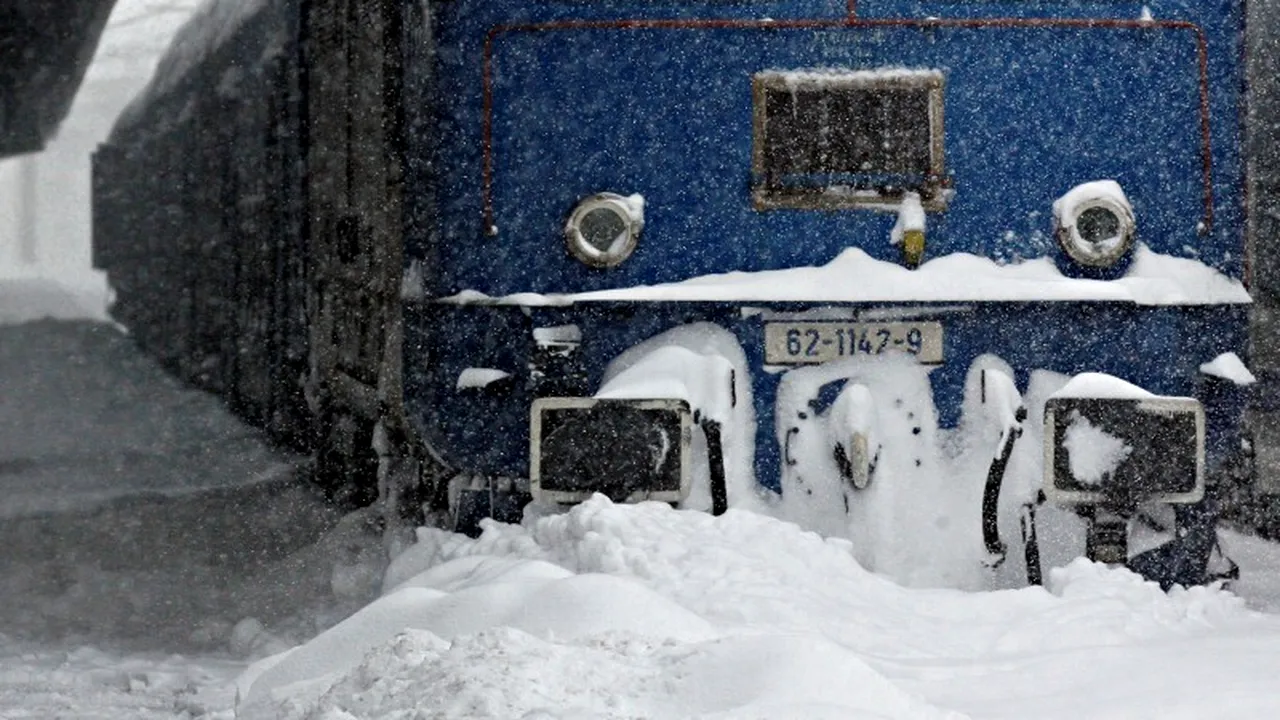 Elev care făcea naveta, găsit în șoc hipotermic și cu degerături la mâini și picioare în Gara Vaslui
