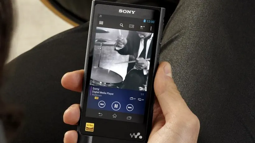 Sony lansează în România playerul multimedia Walkman ZX2, care costă 1.100 de dolari și țintește audiofilii