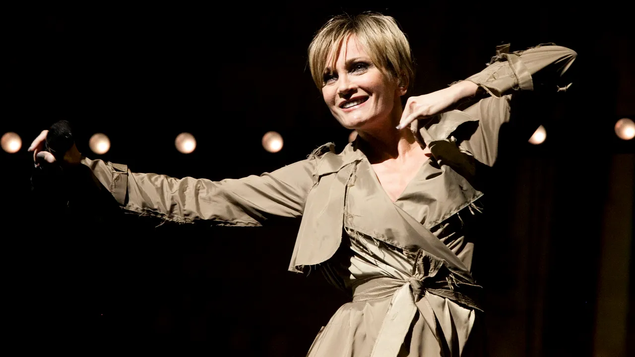 Patricia Kaas: „Îmi plac bărbații care pot să plângă, care mă fac să râd doar cu un gest, cred în lucrurile simple