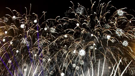 Reduceri de ultim moment pentru petrecerile de Revelion din București și de la munte. Prețurile, de la 100 la 900 de lei