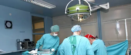 Ficatul și rinichii unei femei aflate în moarte cerebrală, prelevate de medici la Timișoara