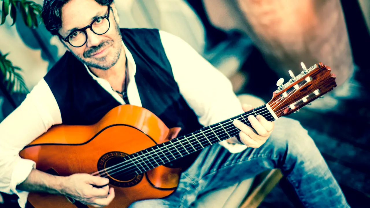 AL DI MEOLA concertează luna aceasta la București