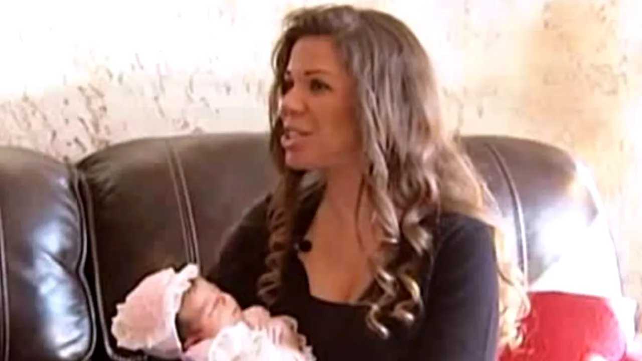 Motivul pentru care o mamă din SUA refuză să-și alăpteze fetița nou-născută