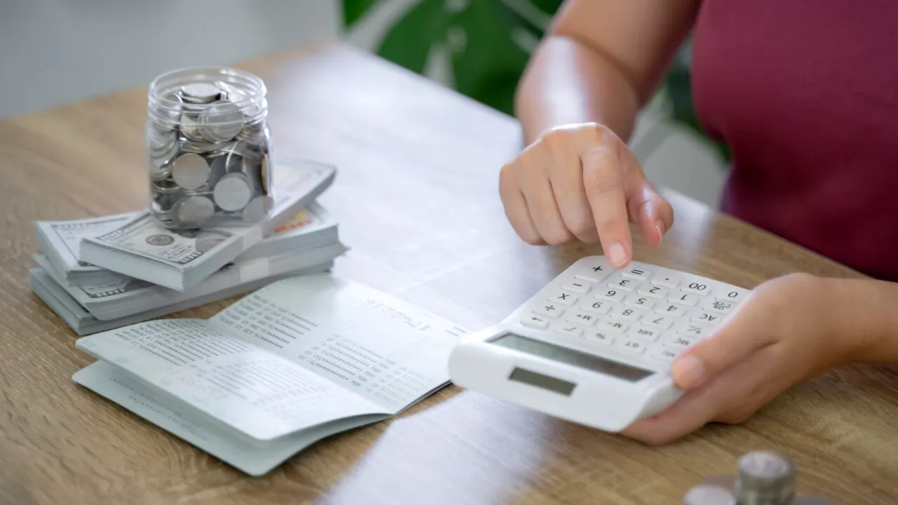 Cum se rambursează un credit ipotecar. Experții recomandă diminuarea perioadei de împrumut