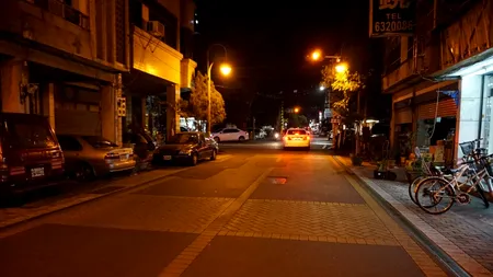 Adeverința de la angajator care îți permite să circuli pe timp de noapte. Este obligatorie de luni, 9 noiembrie!