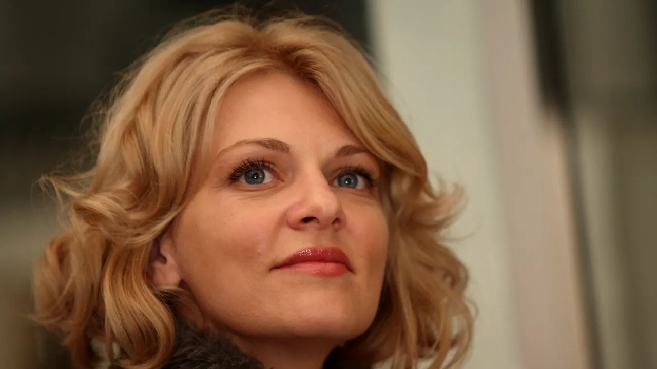 FEMEIA LA 30 DE ANI. Dana Nălbaru, cântăreață: „Mă declar împlinită. Sofia e partea perfectă din mine