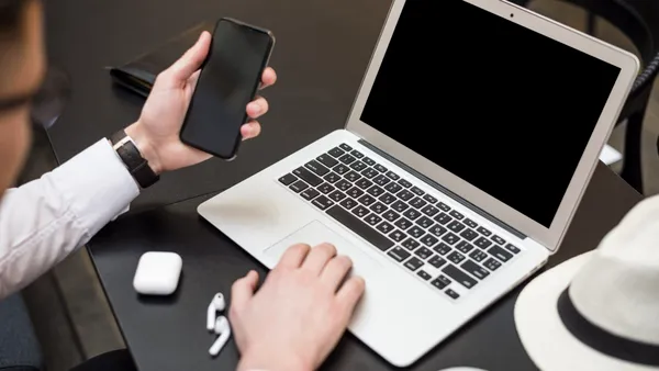 Orașul din Japonia care adoptă o nouă ordonanță. Limitarea utilizării smartphone-urilor la două ore pe zi