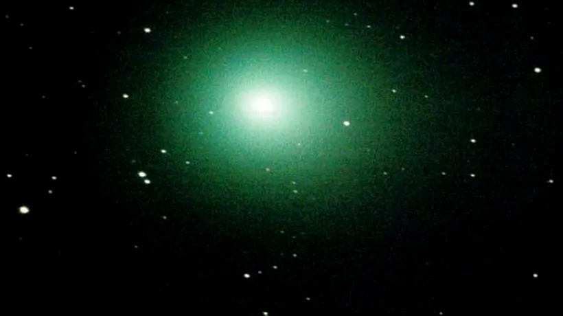 Dezintegrarea unei comete, surprinsă de telescopul spațial Hubble