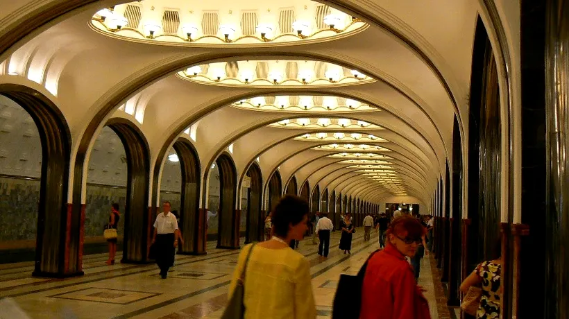 Călătorii metroului din Moscova pot citi gratis, pe tabletă sau telefon, clasicii literaturii ruse