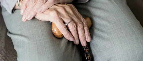 MIRACOL LA ARAD. O femeie de 97 de ani s-a vindecat de Covid-19, deși avea și alte afecțiuni
