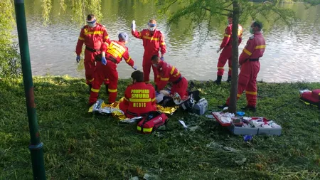 Un tânăr a fost găsit mort pe malul lacului din parcul Plumbuita, în sectorul 2. Polițiștii încearcă să afle cauza decesului