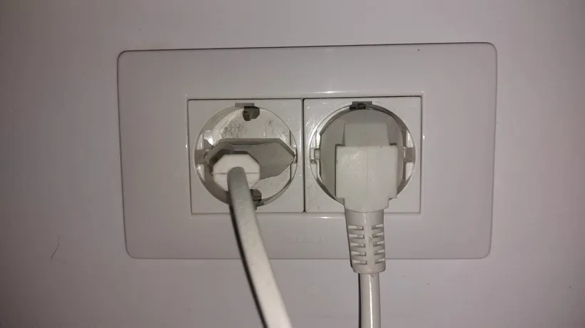 APARATUL electrocasnic care nu trebuie să stea în priză noaptea. Trebuie scos neapărat