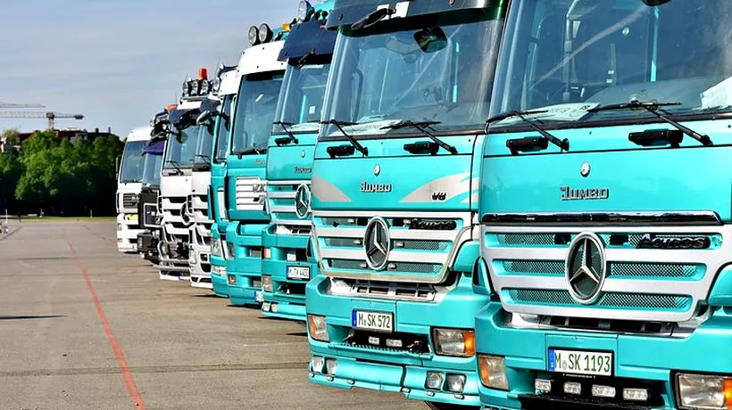 Aglomerație în vamă! Camioanele aşteaptă 500 de minute pentru ieşirea din ţară la Siret