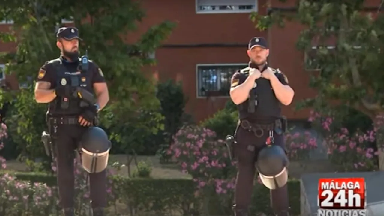 VIDEO | Un român a terorizat un oraș din Spania. Și-a sechestrat copiii, a amenințat că le omoară și că aruncă blocul în aer