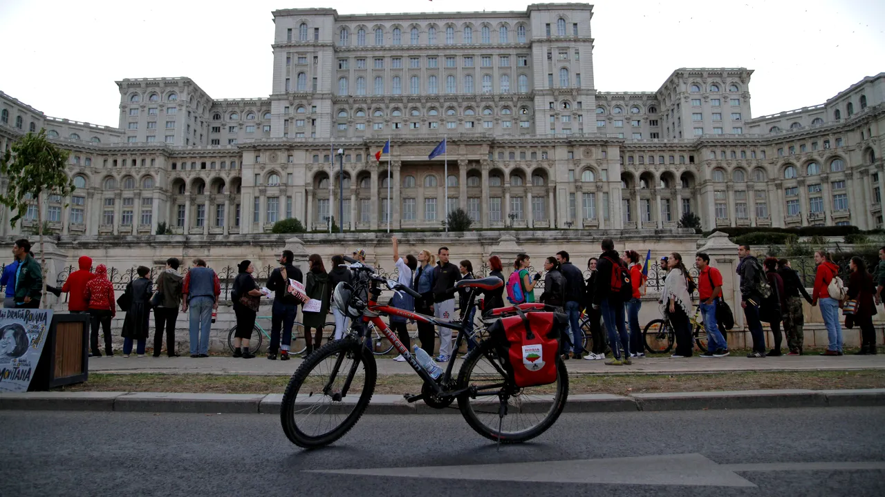 Ce loc ocupă Bucureștiul în topul celor mai fotografiate locuri de pe pământ
