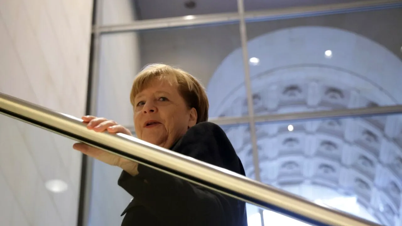 Angela Merkel este revoltată de moartea lui Aleksei Navalnîi /”Este victima sistemului REPRESIV”