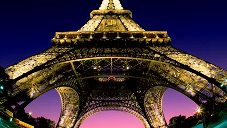 41 de elevi olimpici, premiați cu o excursie la Paris 