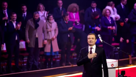 Partidul de guvernământ din Kosovo a câștigat alegerile parlamentare și scapă de sancțiuni. Premierul Albin Kurti primește încă un mandat de 4 ani