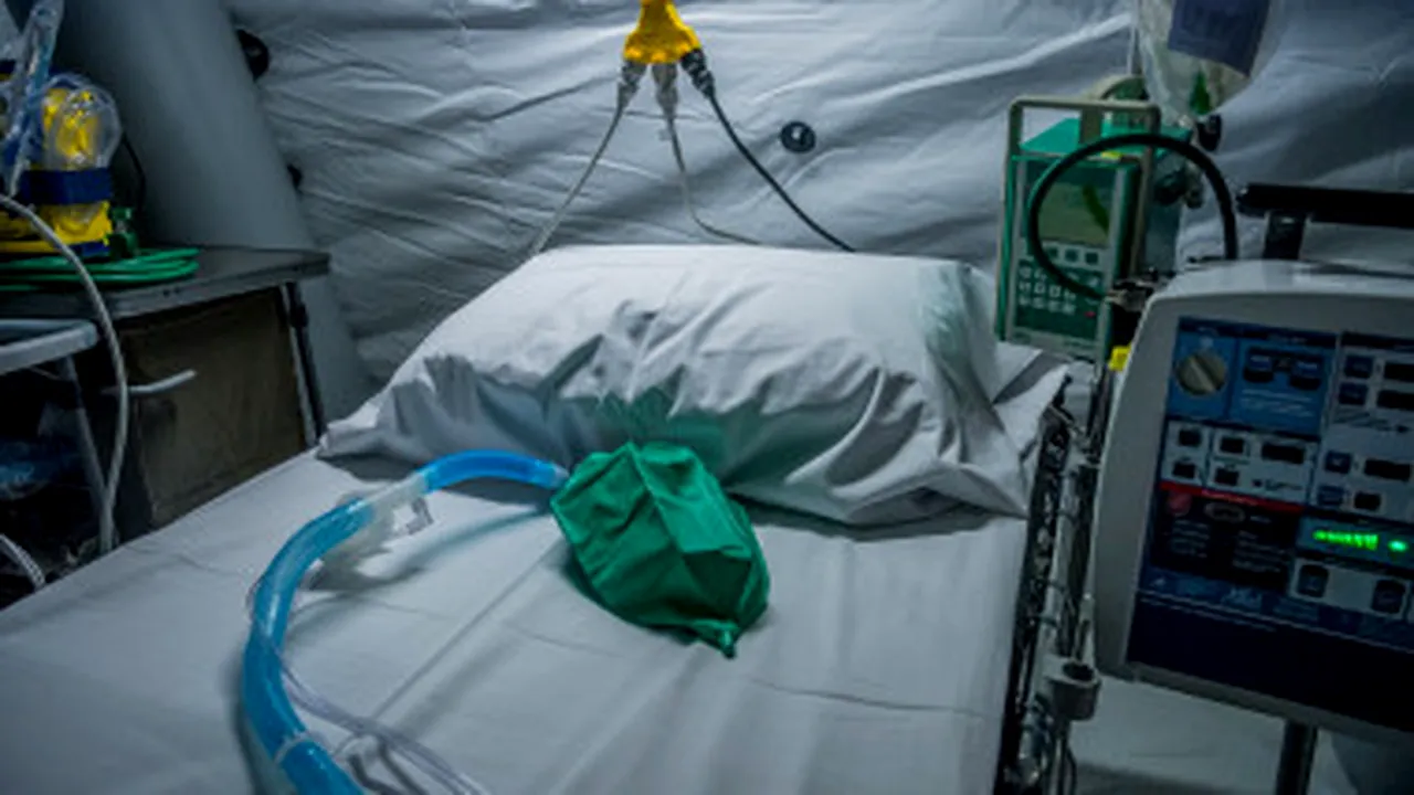 O secție ATI, închisă, în urma depistării unui focar de COVID-19.  S-a demarat o anchetă epidemiologică