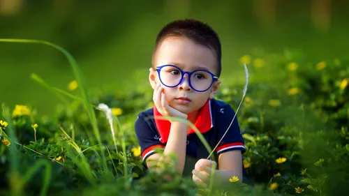 Proiect | Copiii din Bucureşti ar putea primi gratis ochelari