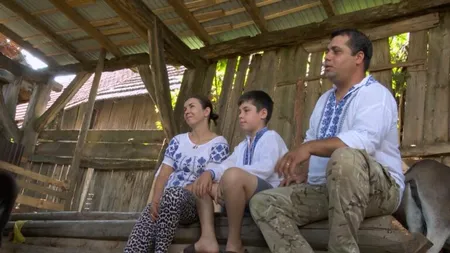 Afacerea cu care doi români întorși din Marea Britanie au dat LOVITURA. Cu cât se vinde „aurul alb” produs la ferma lor