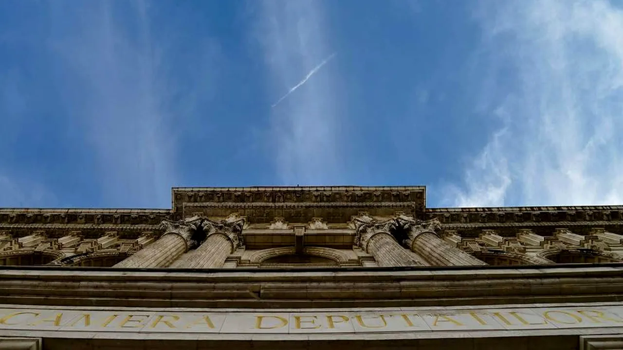 Biroul Electoral Central a admis primele candidaturi pentru alegerile parlamentare. Cine se află pe liste