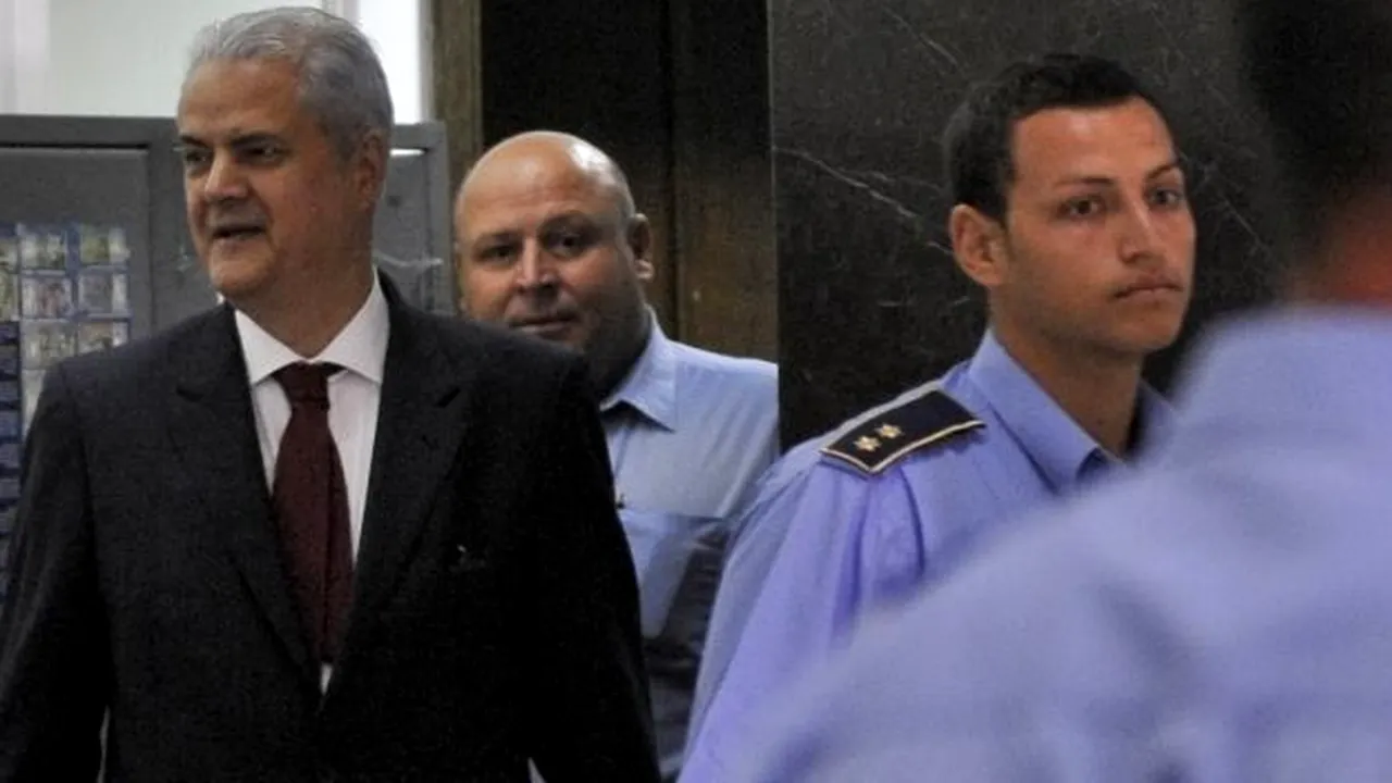 ADRIAN NĂSTASE, EXECUTAT SILIT. Instanța a dispus recuperarea prejudiciului de 1,5 milioane de euro din Trofeul Calității