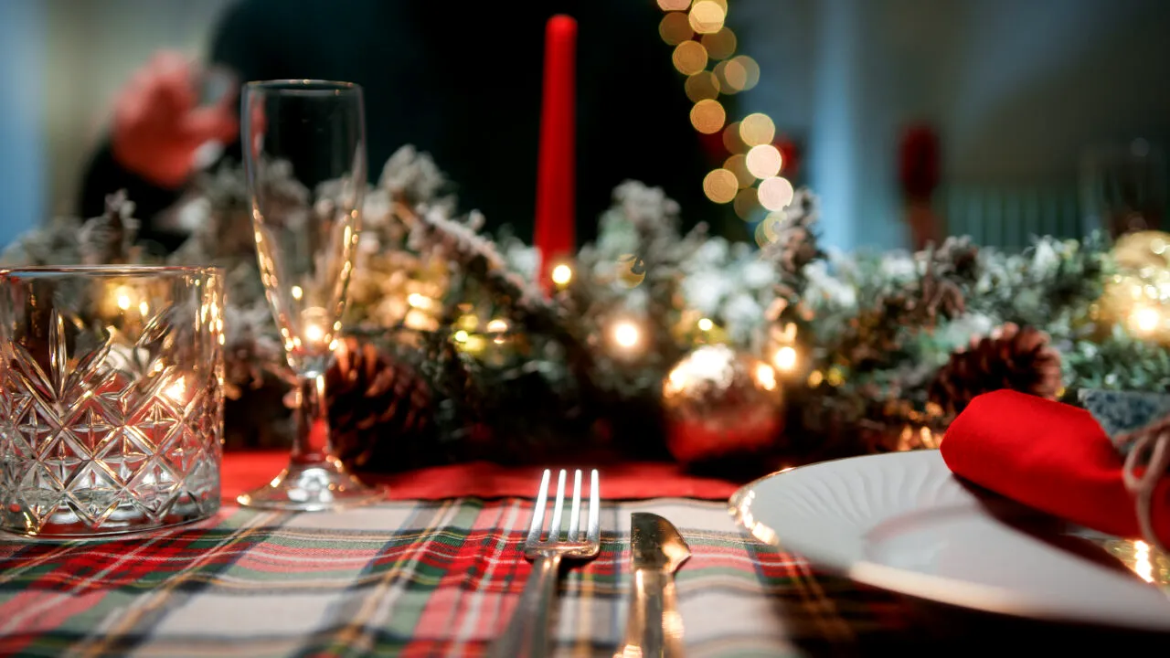 Ce plantă nu trebuie să lipsească de pe masa de Crăciun. Aduce energie pozitivă, dar și prosperitate în casă