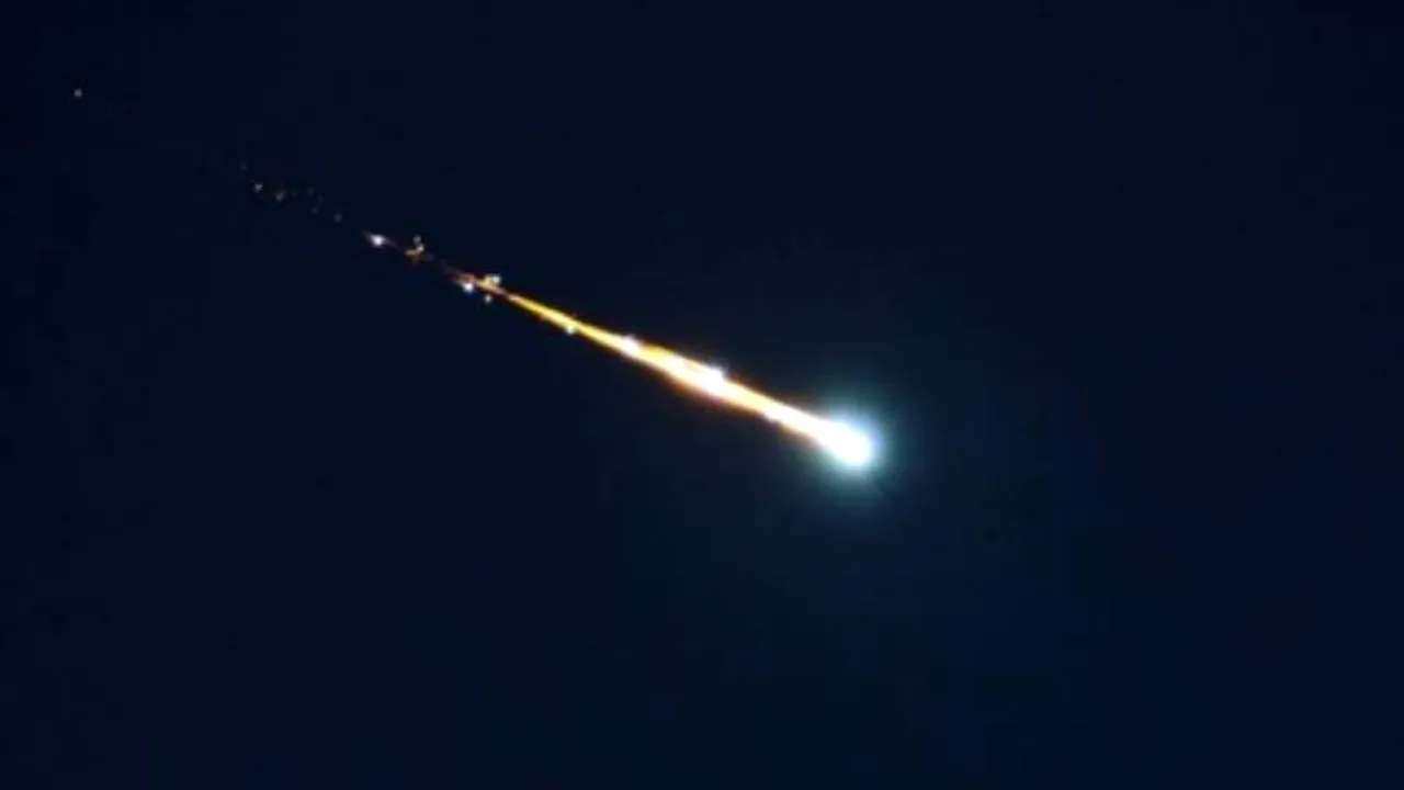 Cercetător: Meteoritul căzut la Iași, care a provocat o bubuitură pe 9 iulie, avea opt kilograme și 16 centimetri diametru