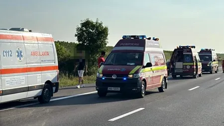 Trafic restricţionat pe Autostrada Soarelui din cauza unui accident rutier. Șase mașini sunt implicate