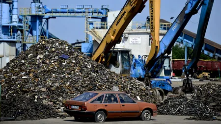 Șoferii cu mașini mai vechi de 15 ani pot primi „cel puţin 3.000 de lei”, fără obligaţia de a cumpăra una nouă. Când începe acest program „Rabla”