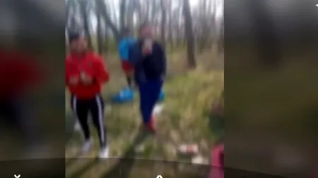 GRĂTAR ÎN PĂDURE, în timpul pandemiei. Inconștiența ucigașă a unor tineri din Teleorman: „Să vină izoleta! Totul e un joc politic!”