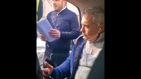 Șoferul lui Călin Georgescu, în dialog cu polițiștii: „Am asupra mea o armă neletală”
