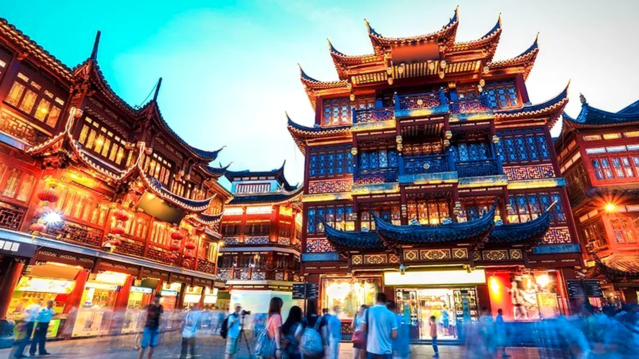 Cât i-a costat pe doi români vacanța în China: bilete de avion, cazare, intrări la obiective turistice și suveniruri