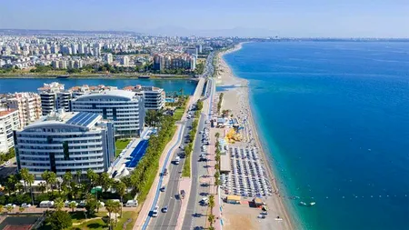 Cum a atras o staţiune din Turcia 430.000 de turişti ROMÂNI anul acesta: „Nu plăteşti pentru mâncare, băuturi. Totul e gratis”