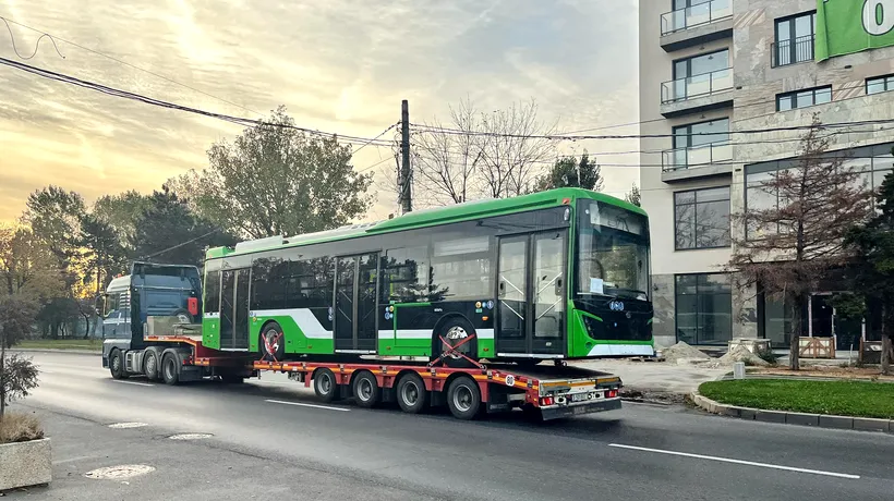 Stelian Bujduveanu, viceprimarul Capitalei anunță că cele 51 de autobuze electrice BMC au ajuns în București