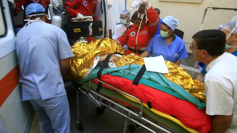 Un bărbat a ajuns în stare critică la spital după ce a căzut într-un cazan cu borhot fierbinte: Are arsuri pe tot corpul